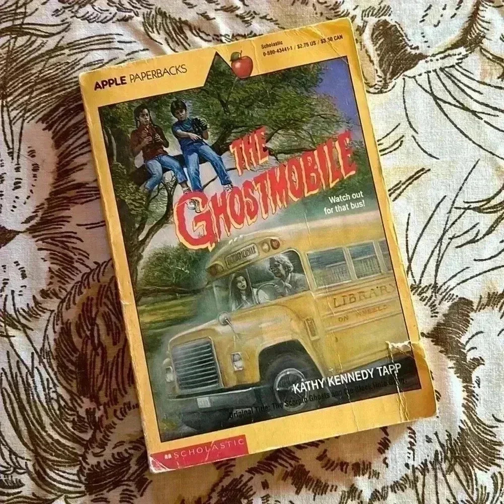 Vintage The Ghostmobile Kathy Kennedy Tapp Scholastic Apple Paperback Book 80s